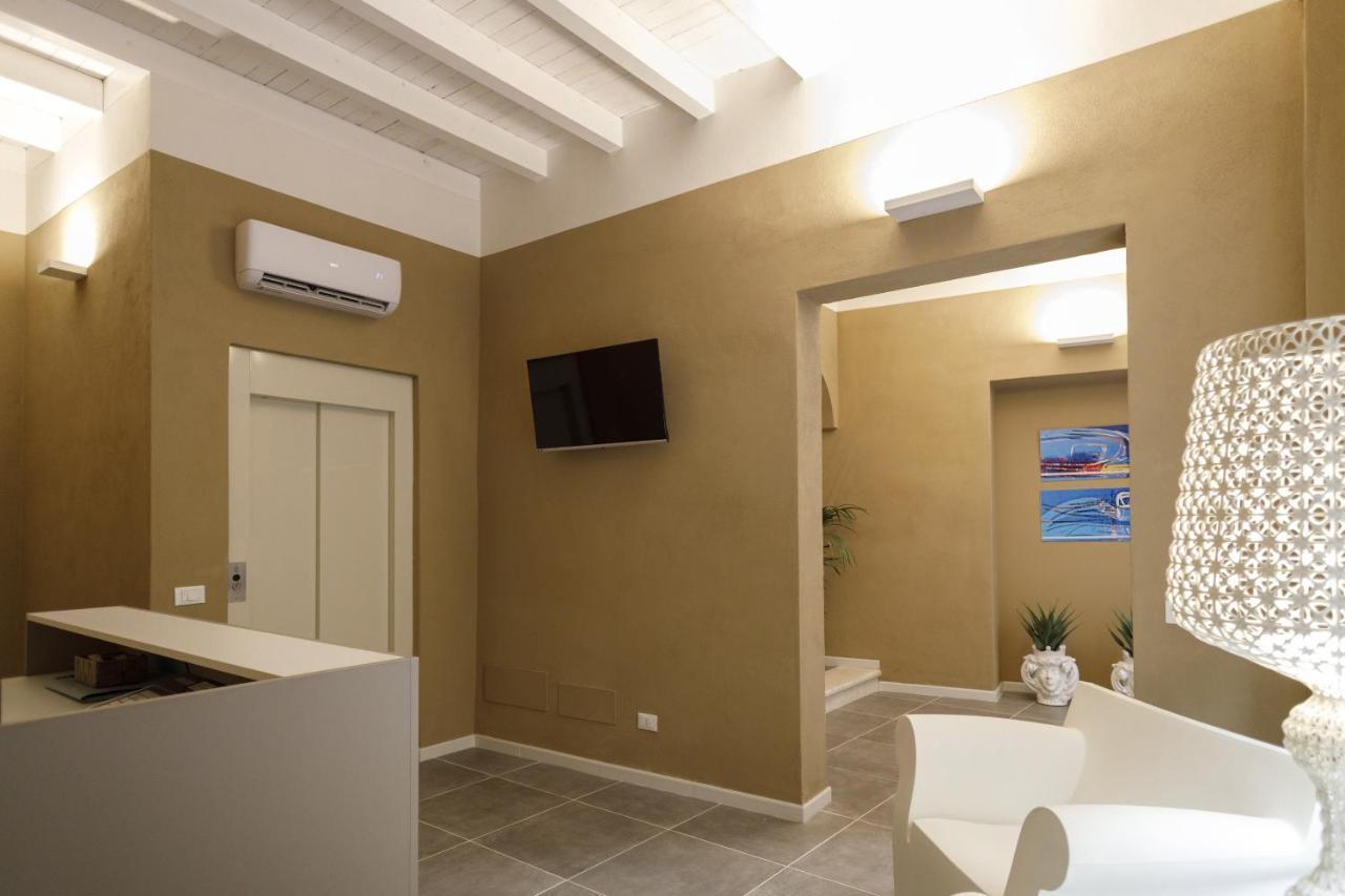Hotel Palazzo Mancina Trapani Exterior foto